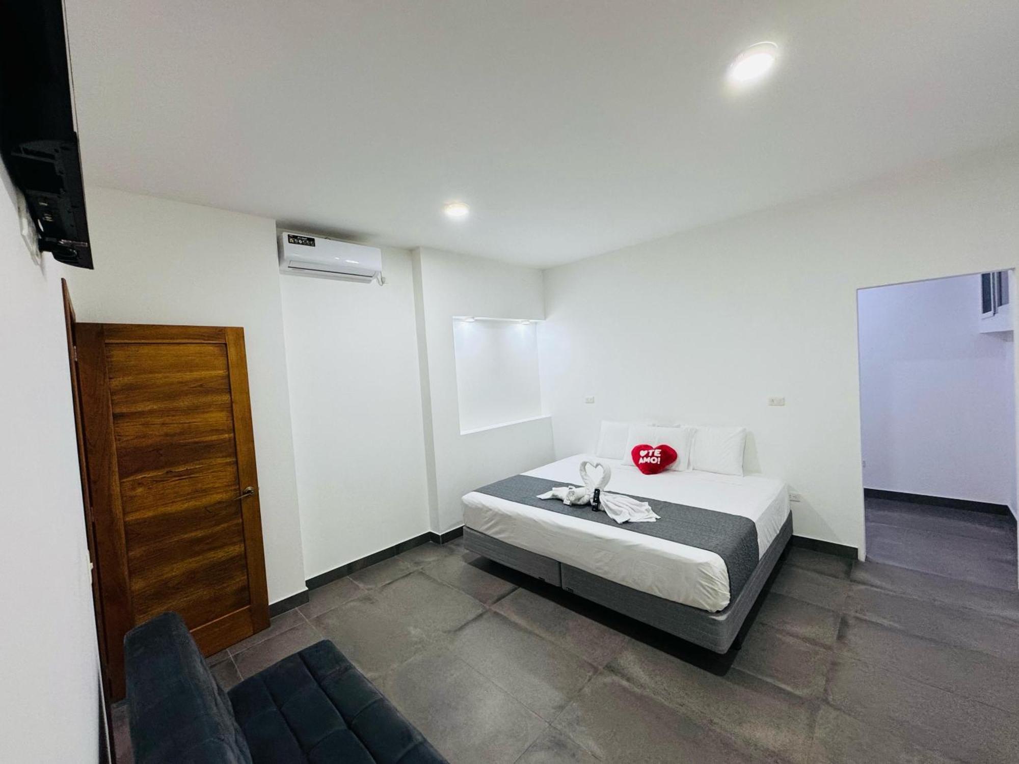 Suite Golden Beach 푸에르토빌라밀 외부 사진